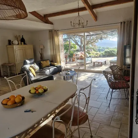 Tizzano, Vue Avec Piscine *