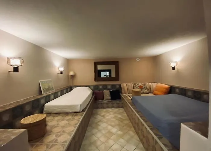 Tizzano, Vue Avec Piscine Casa vacanze Sartène