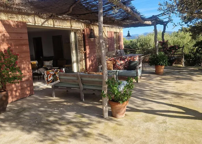 Tizzano, Vue Avec Piscine *